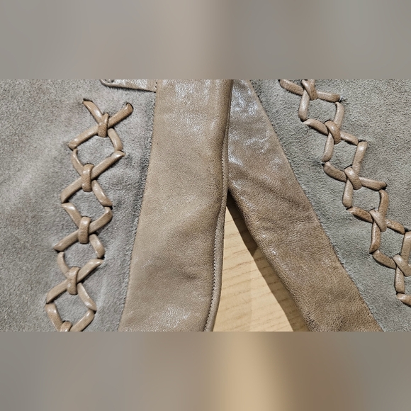 GIANNI BINI Leather/Suede Two Toned Braid Detail Knee High Boots. Olive.Size 7.5 - Picture 15 of 16